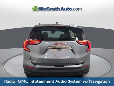 Used 2019 GMC Terrain SLE w/ Driver Convenience Package image 4
