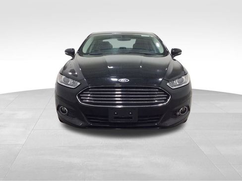 Used 2016 Ford Fusion SE w/ Equipment Group 202A image 6