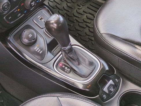 Certified 2021 Jeep Compass Latitude w/ Sun and Sound Group image 19