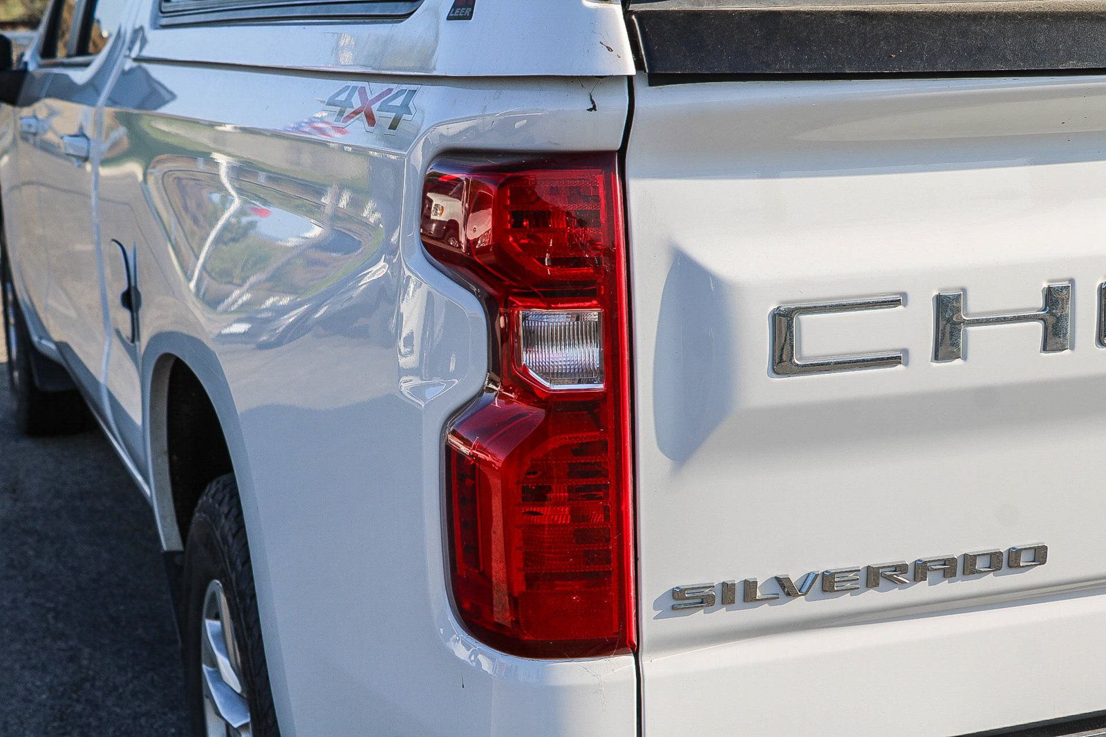 Used 2020 Chevrolet Silverado 1500 LT w/ All-Star Edition AWD/4WD image 7