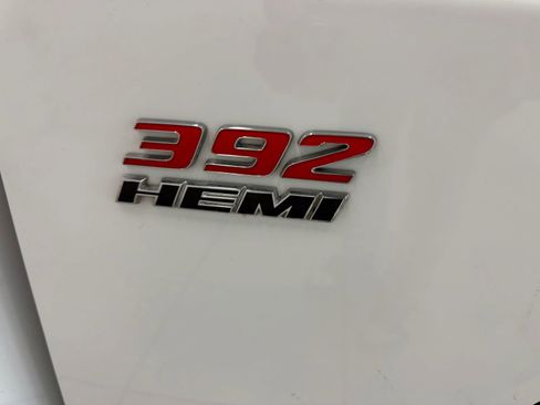 Used 2014 Dodge Challenger SRT8 w/ Harman/Kardon Audio Group image 33