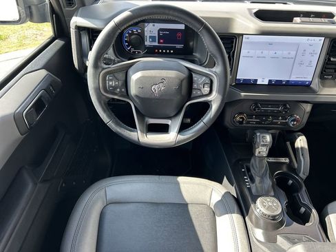 Used 2024 Ford Bronco Big Bend image 13