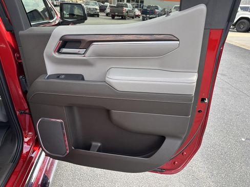 Used 2023 GMC Sierra 1500 SLT w/ SLT Premium Package image 17