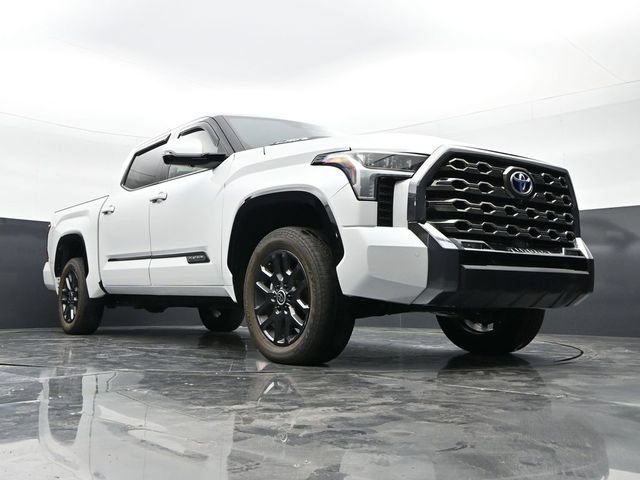 Used 2024 Toyota Tundra Platinum AWD/4WD image 38