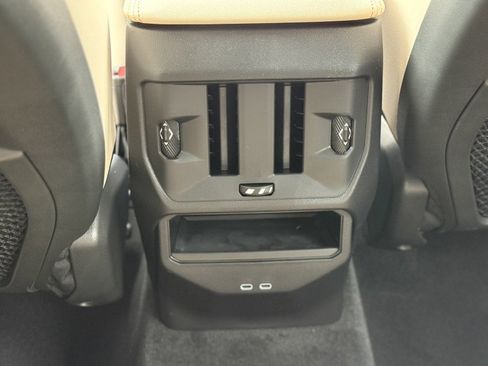 New 2025 BMW X3 xDrive30i w/ Convenience Package image 24