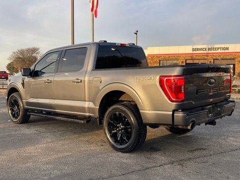 Used 2023 Ford F150 XLT w/ XLT Black Appearance Package image 7