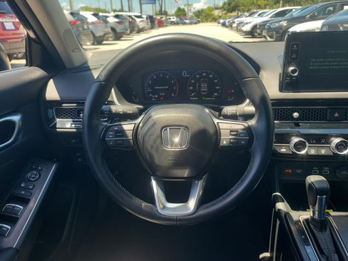 Used 2024 Honda Civic Touring image 16