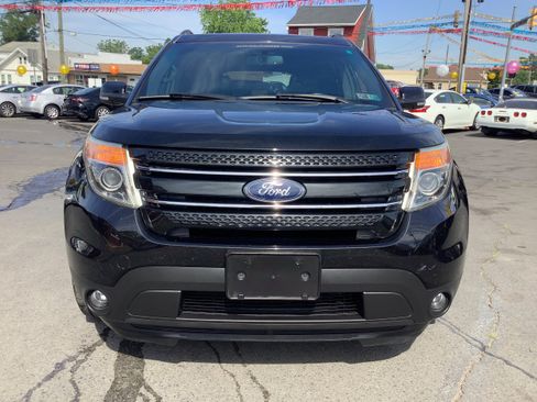 Used 2015 Ford Explorer Limited w/ Equipment Group 301A AWD/4WD image 2