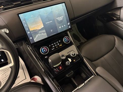 Certified 2023 Land Rover Range Rover Sport SE image 39