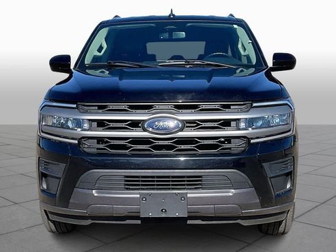 Used 2024 Ford Expedition Max XLT image 4