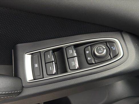 New 2026 Subaru Ascent Limited image 10