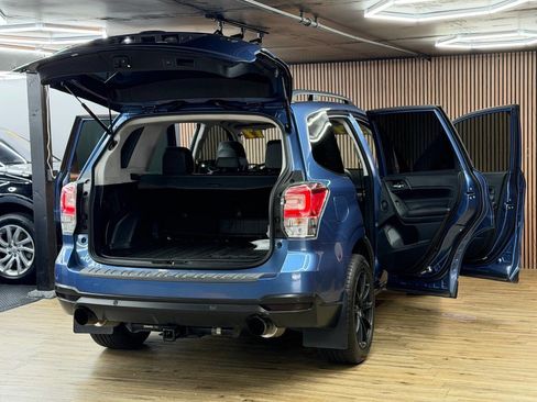 Used 2017 Subaru Forester 2.0XT Touring AWD/4WD image 7