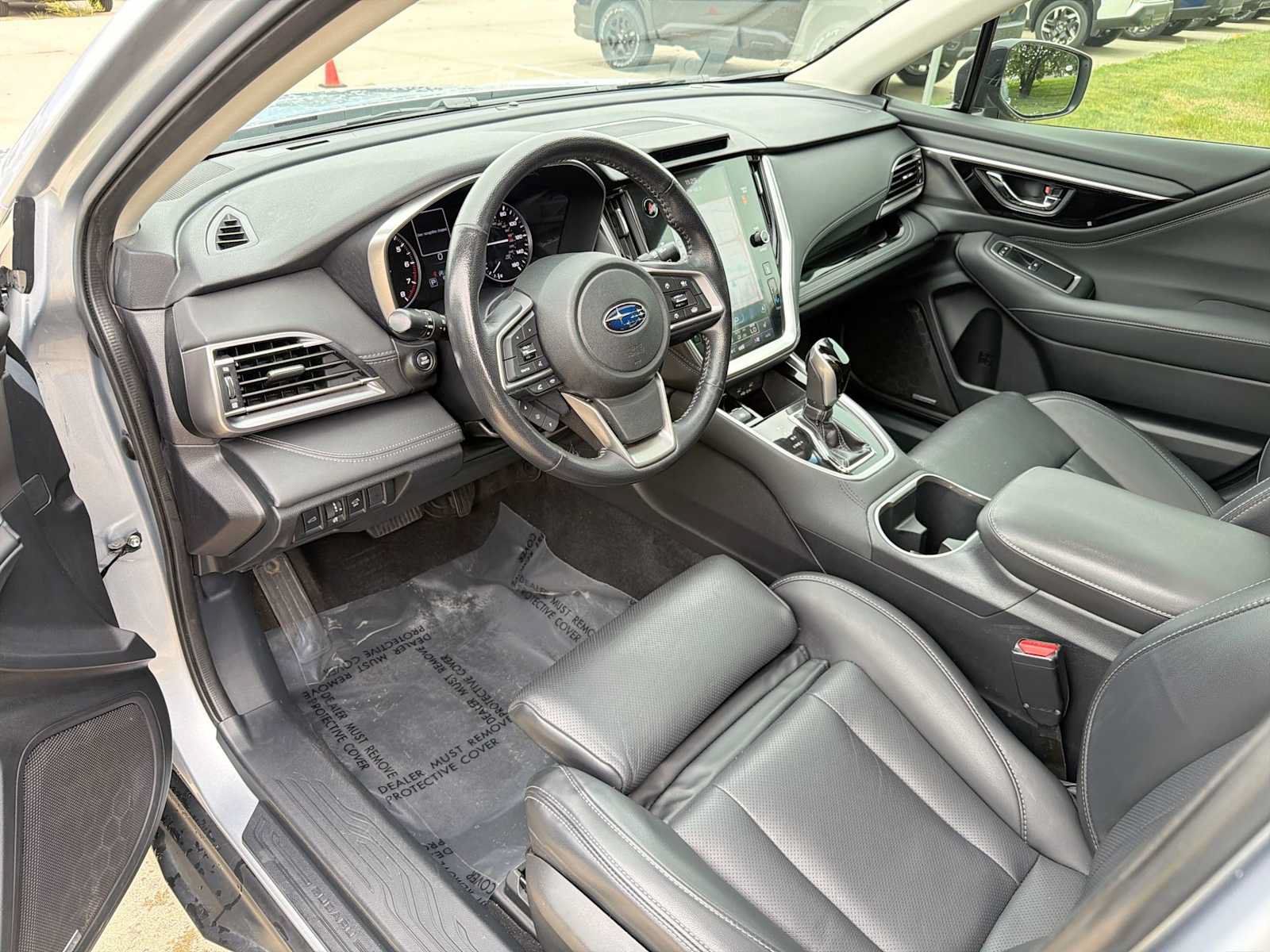 Certified 2021 Subaru Outback Limited AWD/4WD image 2