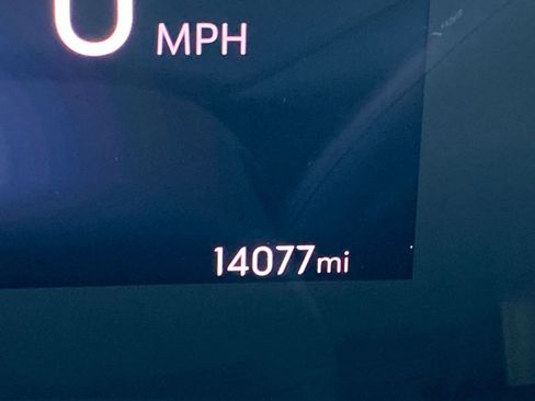 Used 2025 Buick Encore GX Preferred image 38