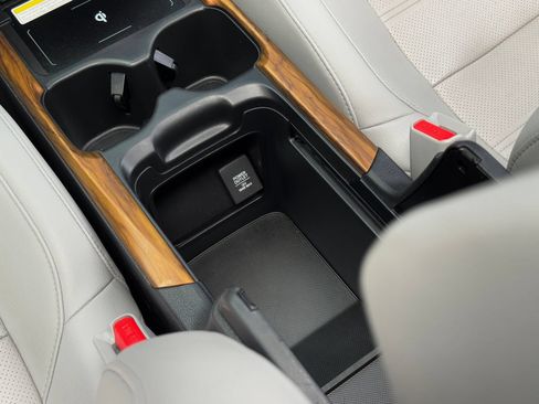 Certified 2020 Honda CR-V Touring image 27