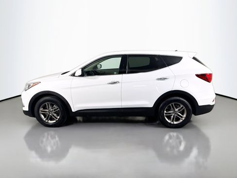 Used 2018 Hyundai Santa Fe Sport image 6