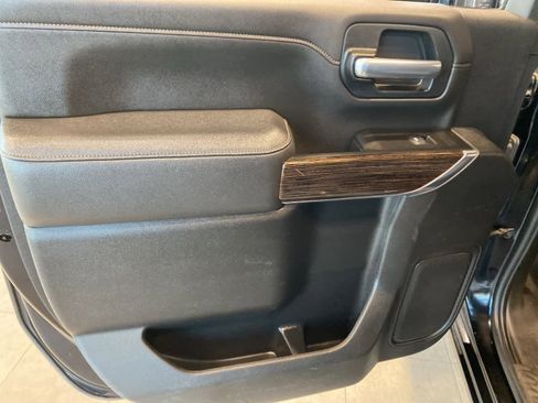 Used 2021 GMC Sierra 2500 SLE image 27