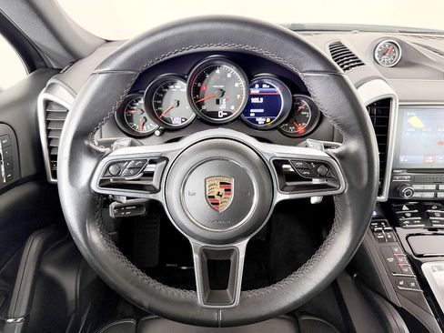Used 2017 Porsche Cayenne Platinum Edition AWD/4WD image 57