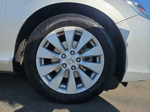 Used 2015 Honda Accord EX-L image 9