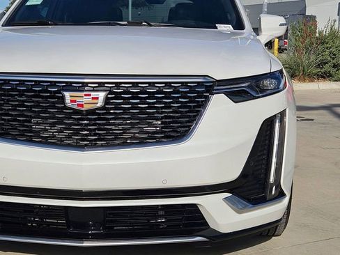 New 2025 Cadillac XT6 Premium Luxury w/ Technology Package image 6