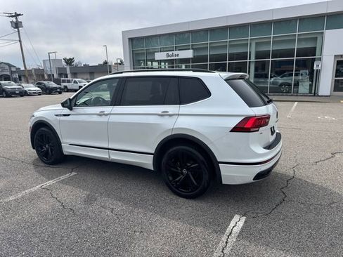 Certified 2023 Volkswagen Tiguan SE R-Line image 6