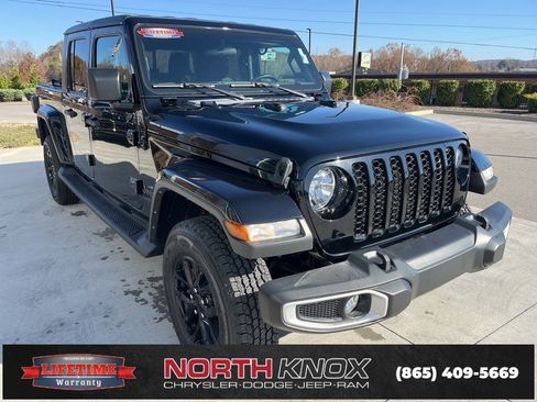 Used 2021 Jeep Gladiator Sport image 30