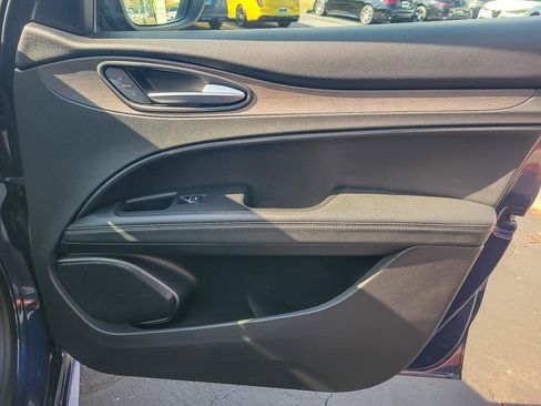 Used 2021 Alfa Romeo Stelvio Ti w/ Nero Edizione image 22