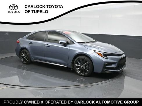 Used 2025 Toyota Corolla SE image 5