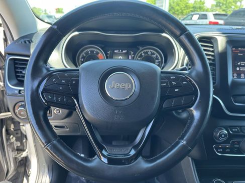 Used 2020 Jeep Cherokee Latitude Plus AWD/4WD image 14