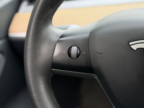 Used 2021 Tesla Model 3 Performance image 44