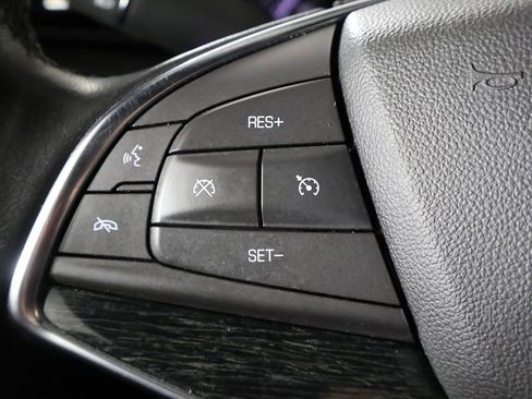 Used 2021 Cadillac XT5 Premium Luxury image 40