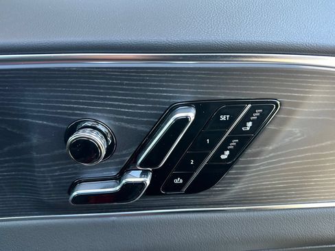 Used 2026 Cadillac Lyriq Luxury RWD image 23