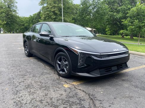 Used 2025 Kia K4 FWD image 5