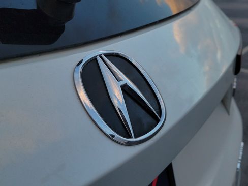 Used 2023 Acura MDX SH-AWD w/ Advance Package image 7