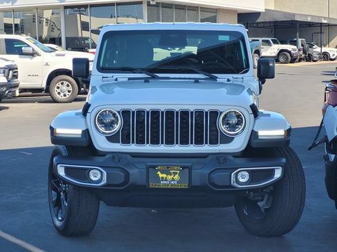 Certified 2025 Jeep Wrangler Unlimited Sahara w/ Safety Group AWD/4WD image 2