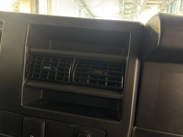 Used 2025 Chevrolet Express 2500 w/ Driver Convenience Package RWD image 29