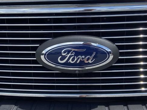 Used 2020 Ford F350 Lariat w/ Lariat Ultimate Package RWD image 10