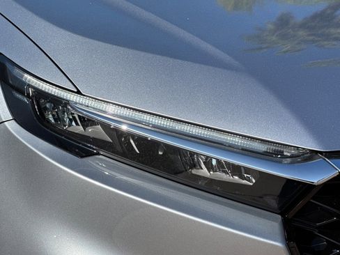 Used 2023 Honda CR-V EX-L image 11