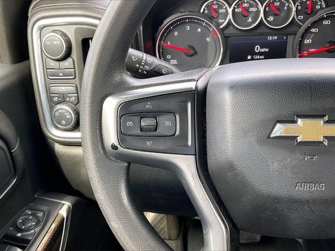 Used 2020 Chevrolet Silverado 2500 LT w/ Z71 Off-Road Package image 28