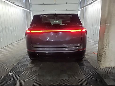 Used 2024 Jeep Wagoneer Launch Edition image 5