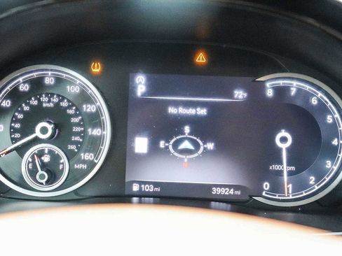 Used 2023 Genesis GV70 2.5T w/ Advanced Package image 23