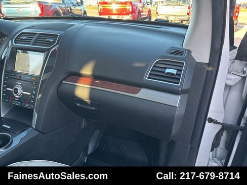 Used 2019 Ford Explorer Platinum image 94
