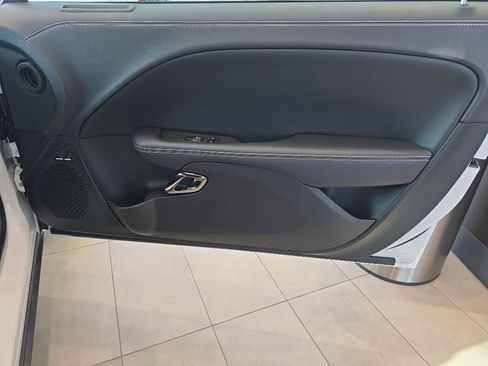 Used 2022 Dodge Challenger SRT Hellcat image 21