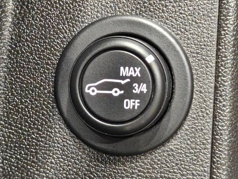 Used 2018 Chevrolet Equinox LT FWD image 42