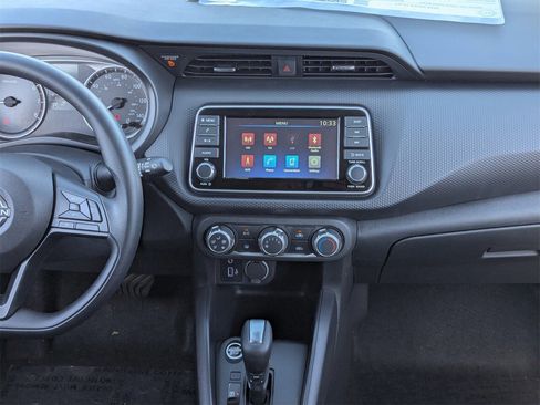 New 2025 Nissan Kicks Play S image 20
