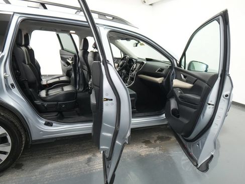 Used 2019 Subaru Ascent Limited w/ Popular Package #3 AWD/4WD image 33