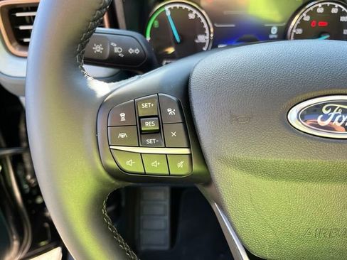 Certified 2024 Ford Maverick Lariat FWD image 24