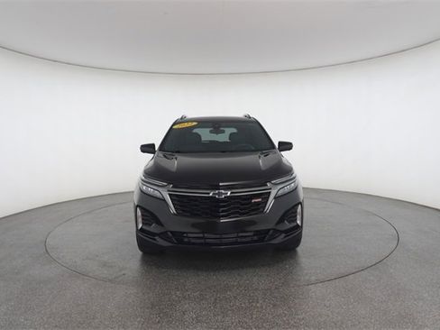 Used 2022 Chevrolet Equinox RS w/ Infotainment Package image 31