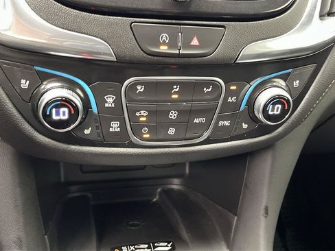 Certified 2024 Chevrolet Equinox Premier AWD/4WD image 20