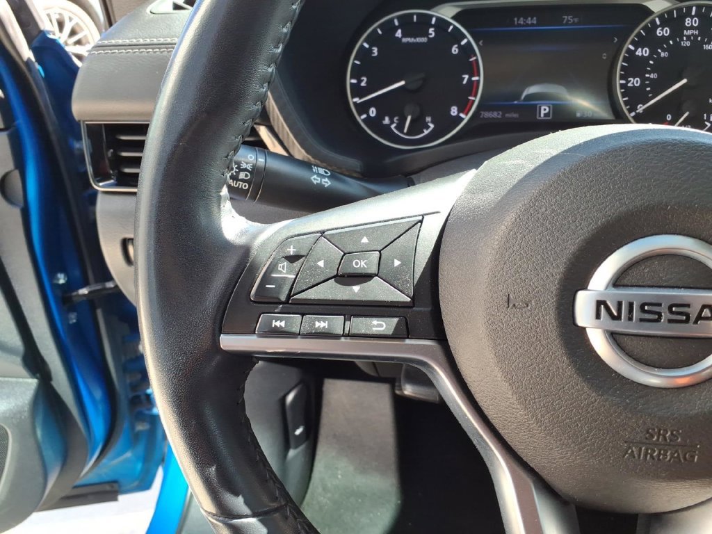 Used 2021 Nissan Sentra SV FWD image 18